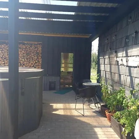 Arakaoja Saunamaja Feriehus *